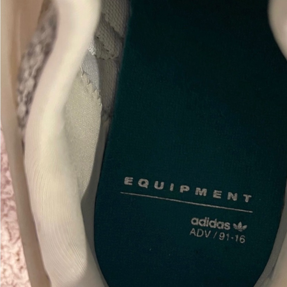 Sneakers (#357) - Picture 7 of 10